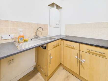 Hamilton Gardens, Glasgow, Image 7