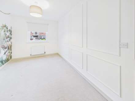 Lapwing Drive, Inchinnan, Image 11