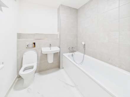 Lapwing Drive, Inchinnan, Image 7