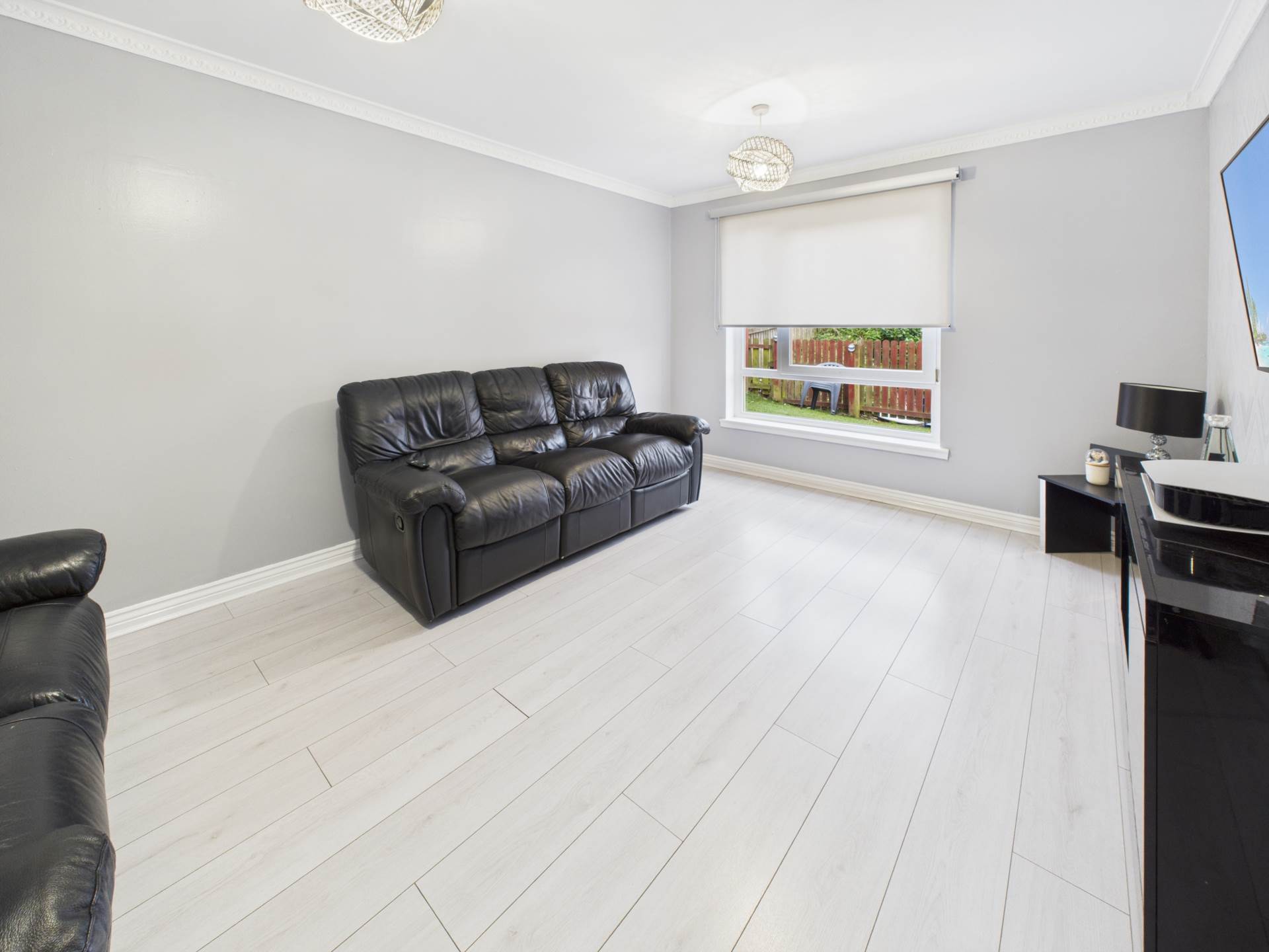 Hamiltonhill Gardens, Glasgow, Image 4