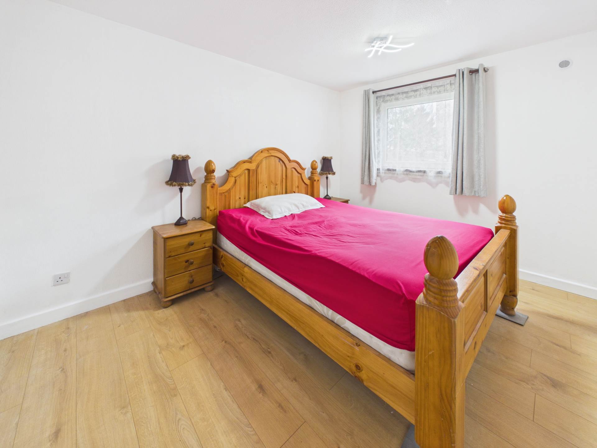 Kennedy Path, Glasgow, Image 10