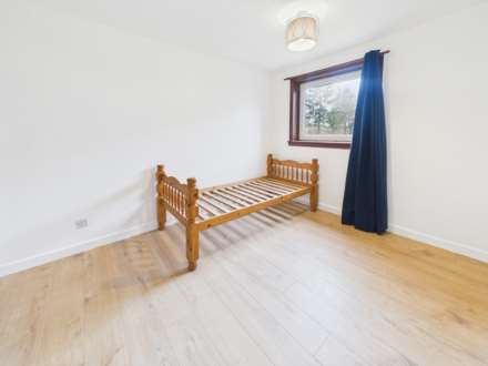 Kennedy Path, Glasgow, Image 12