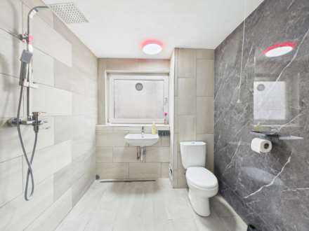 Kennedy Path, Glasgow, Image 9