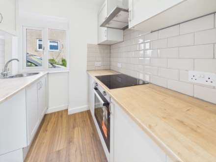 Kingsbridge Crescent, Kings Park, Image 7