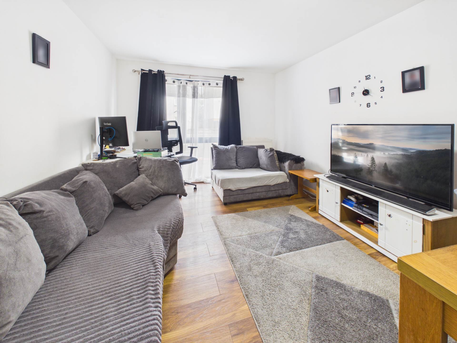 Cambuslang Road, Glasgow, Image 3