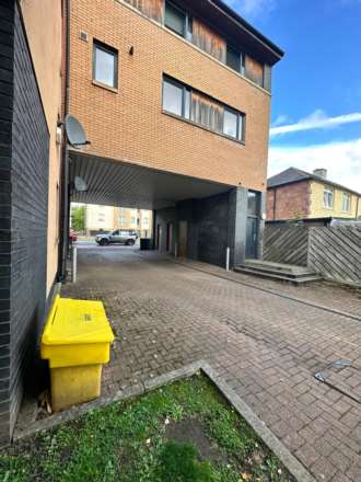 Cambuslang Road, Glasgow, Image 15