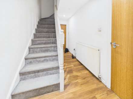 Cambuslang Road, Glasgow, Image 4