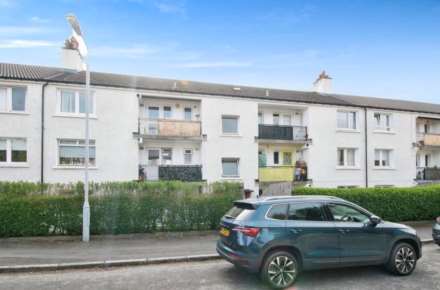 Elizabeth Crescent, Thornlibank, Image 1