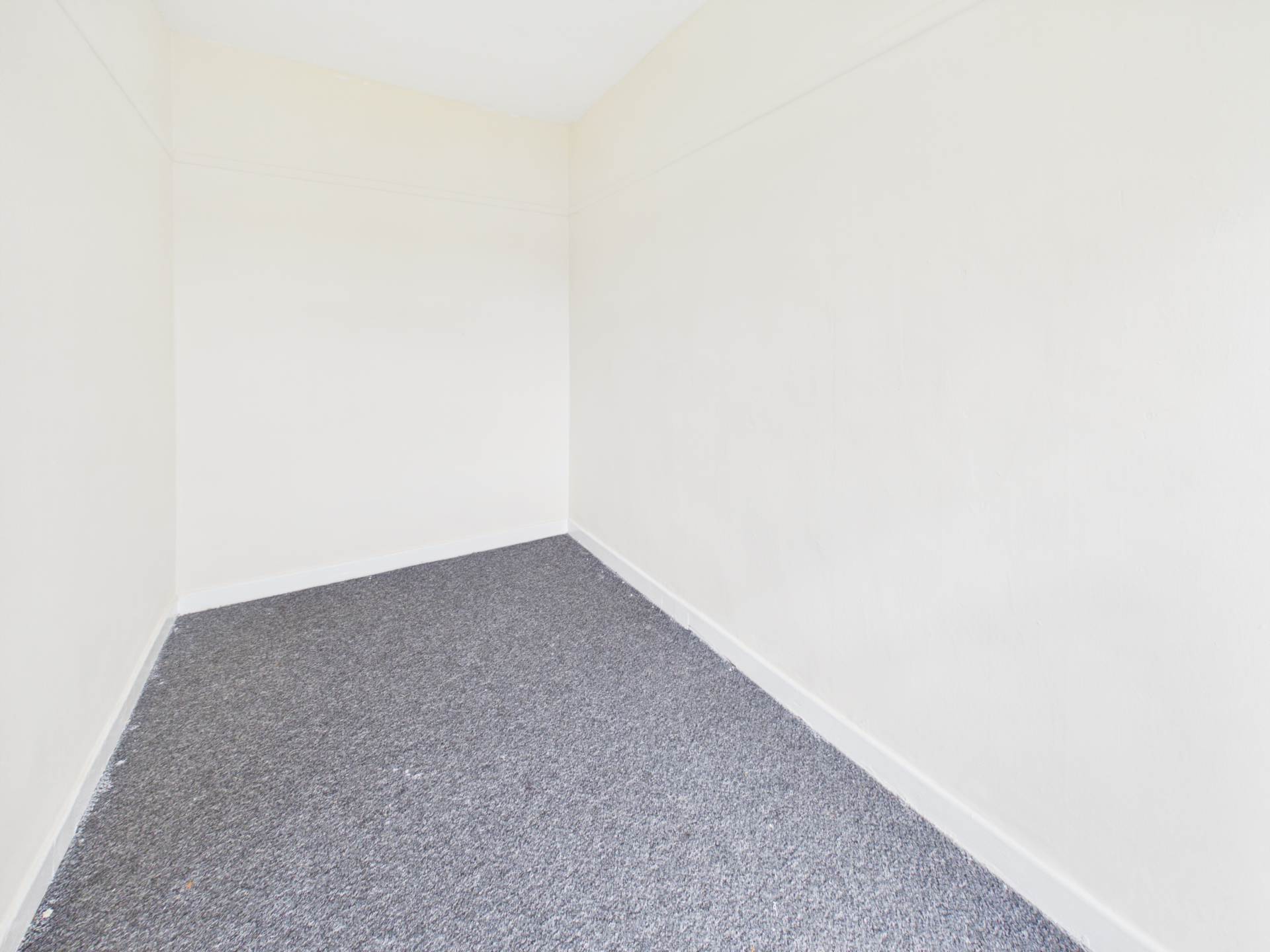 Kingscare Road, Kings Park, Image 14