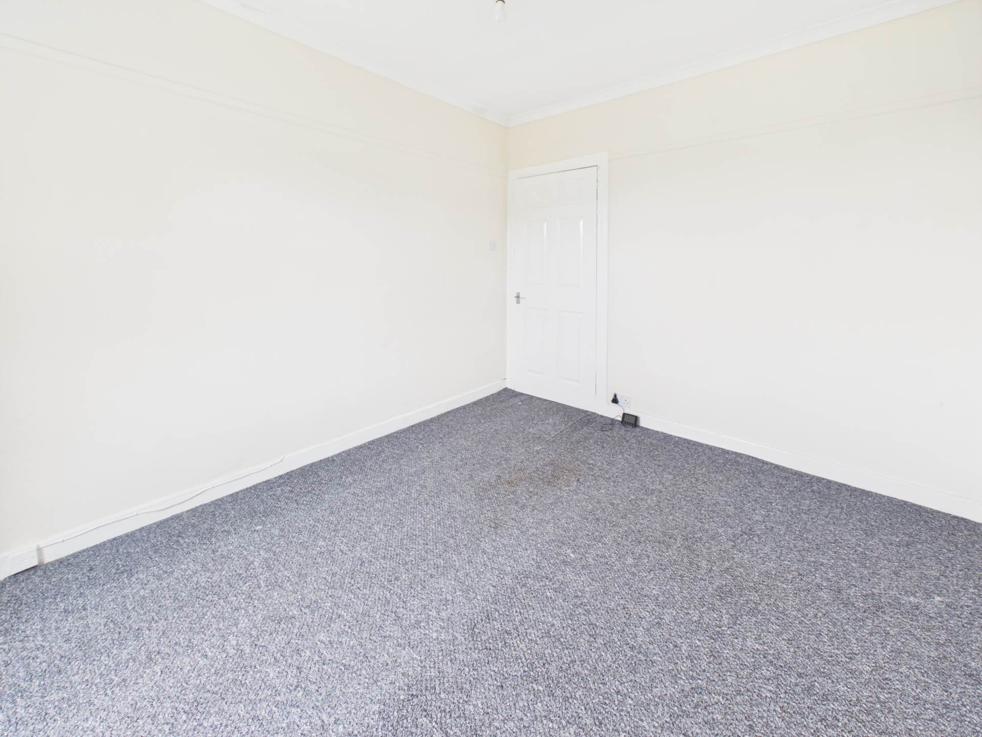 Kingscare Road, Kings Park, Image 8