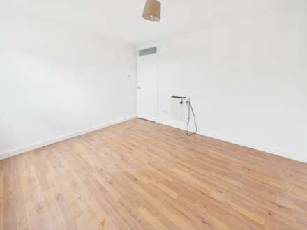 Craighead Way, Barrhead, Image 10