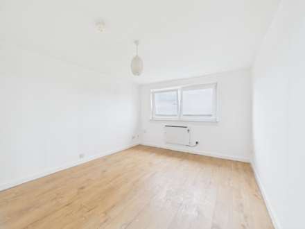 Craighead Way, Barrhead, Image 12