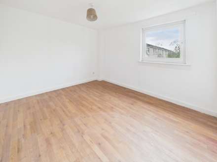 Craighead Way, Barrhead, Image 8