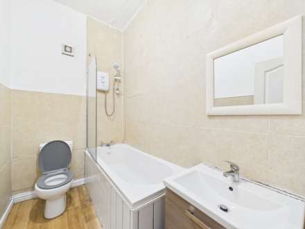 Broomland Street, Paisley, Image 4