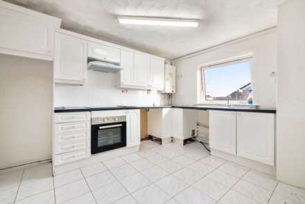 Avon Drive, Linwood, Image 4