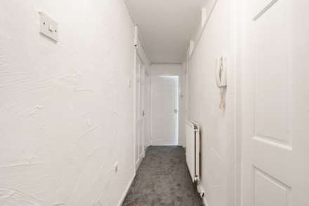 Avon Drive, Linwood, Image 8