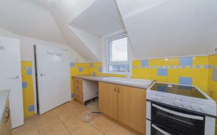 Lomond Avenue, Renfrew, Image 5