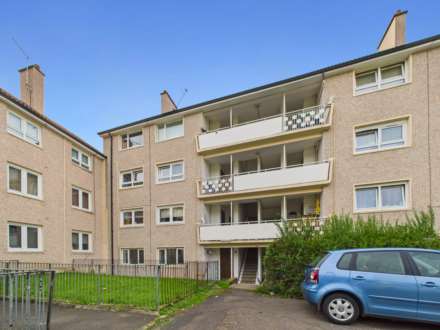 2 Bedroom Flat, Hillhead Avenue, Blairbeth