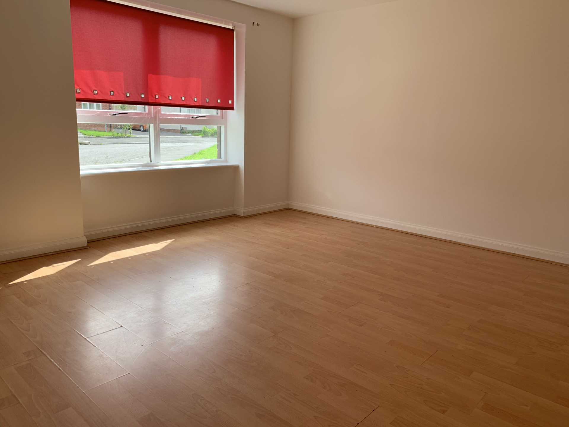 Laighpark View, Paisley, Image 2
