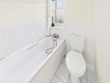 Barterholm Road, Paisley, Image 8