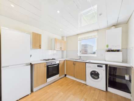 Glencoats Drive, Paisley, Image 10