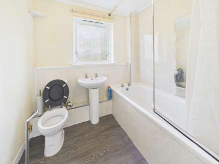 Glencoats Drive, Paisley, Image 13