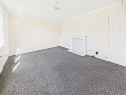 Glencoats Drive, Paisley, Image 4