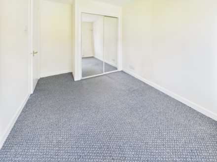 Glencoats Drive, Paisley, Image 6