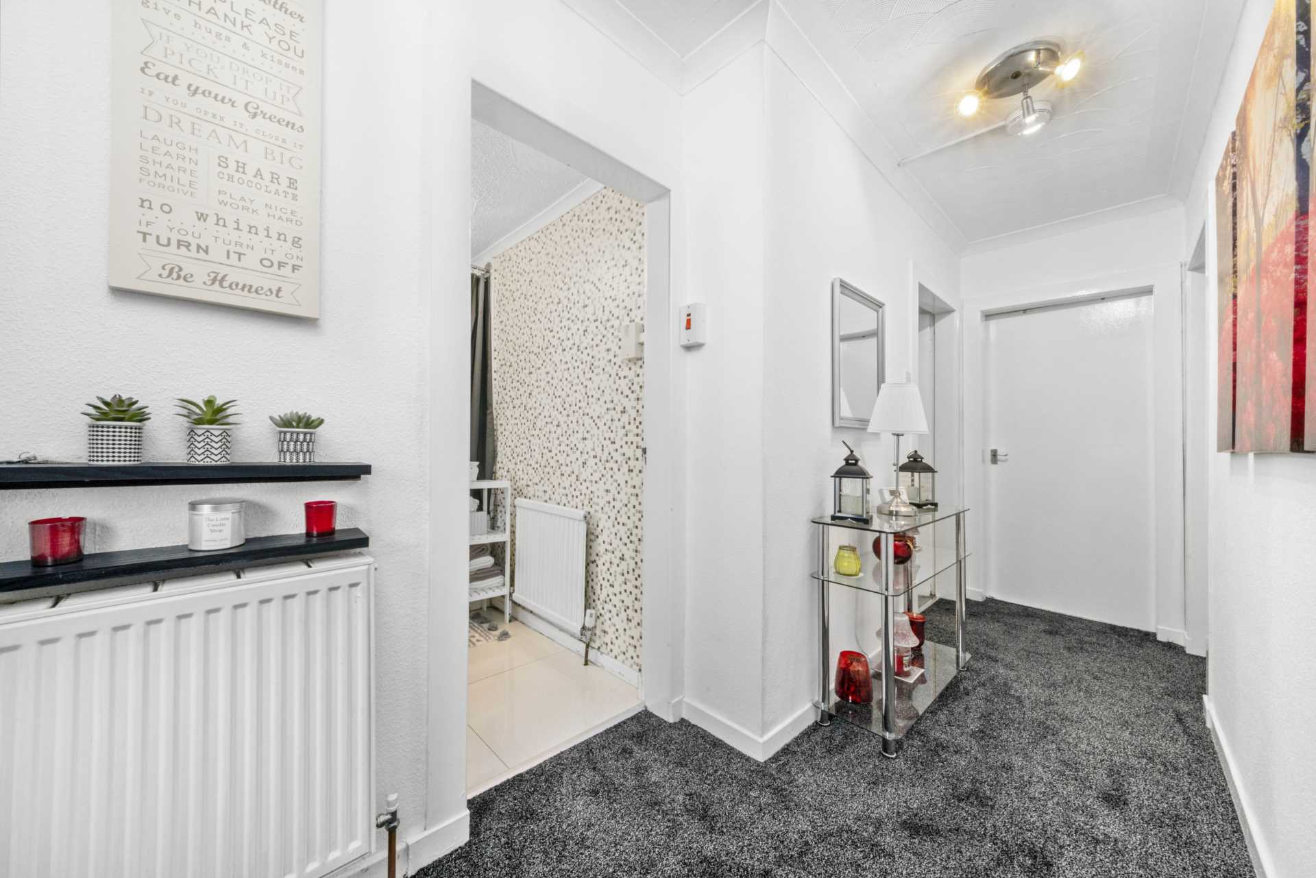 Crofton Avenue, Croftfoot, Image 12