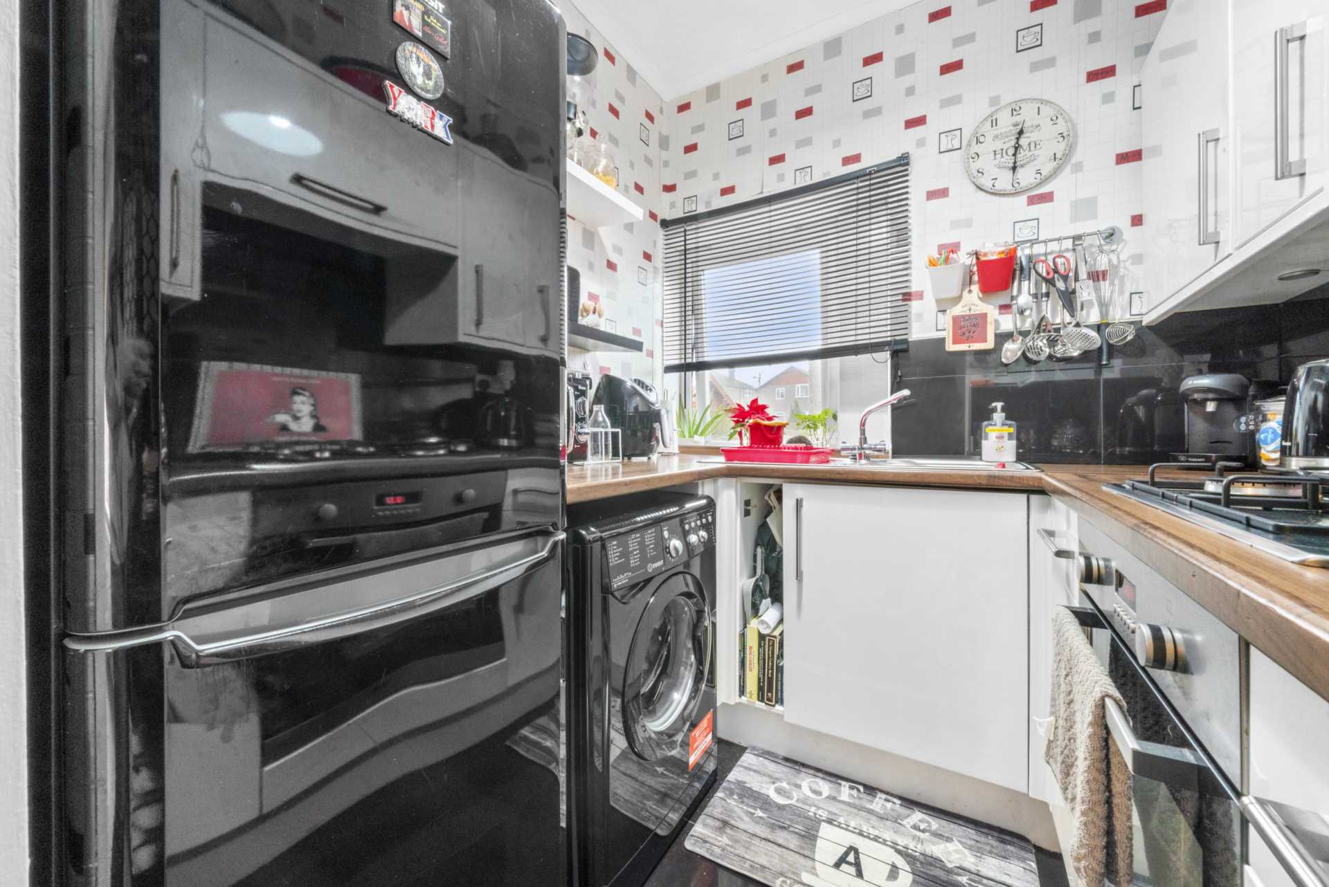 Crofton Avenue, Croftfoot, Image 8