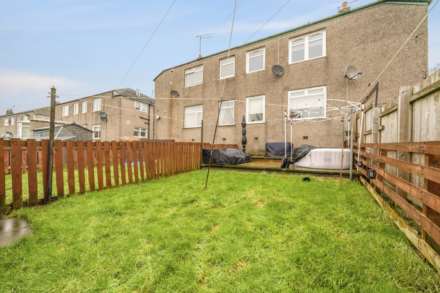 Crofton Avenue, Croftfoot, Image 17