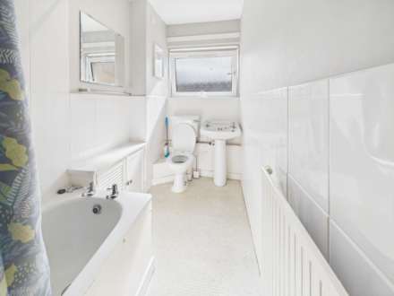 Croftfoot Road, Croftfoot, Image 7