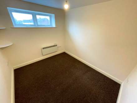 Monson St, Lincoln, Image 4