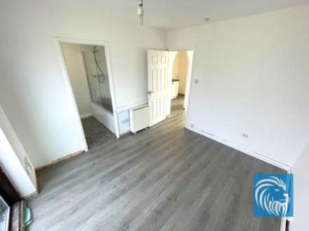 Folkingham Close, Lincoln, Image 4