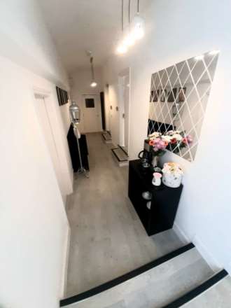 Newland, Lincoln, Image 2