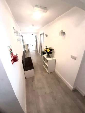 Newland, Lincoln, Image 3