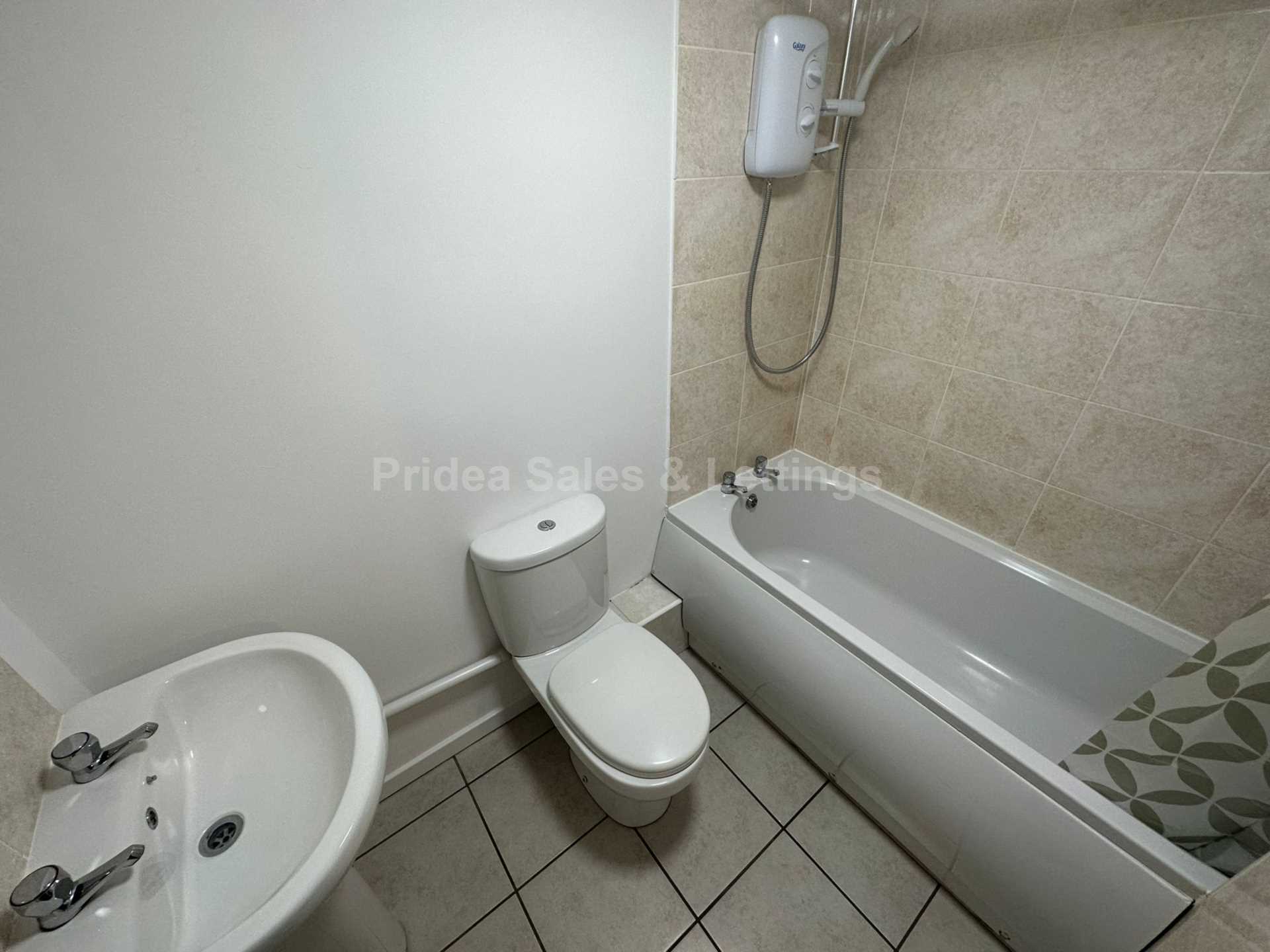 Naam Place, Lincoln, Image 7