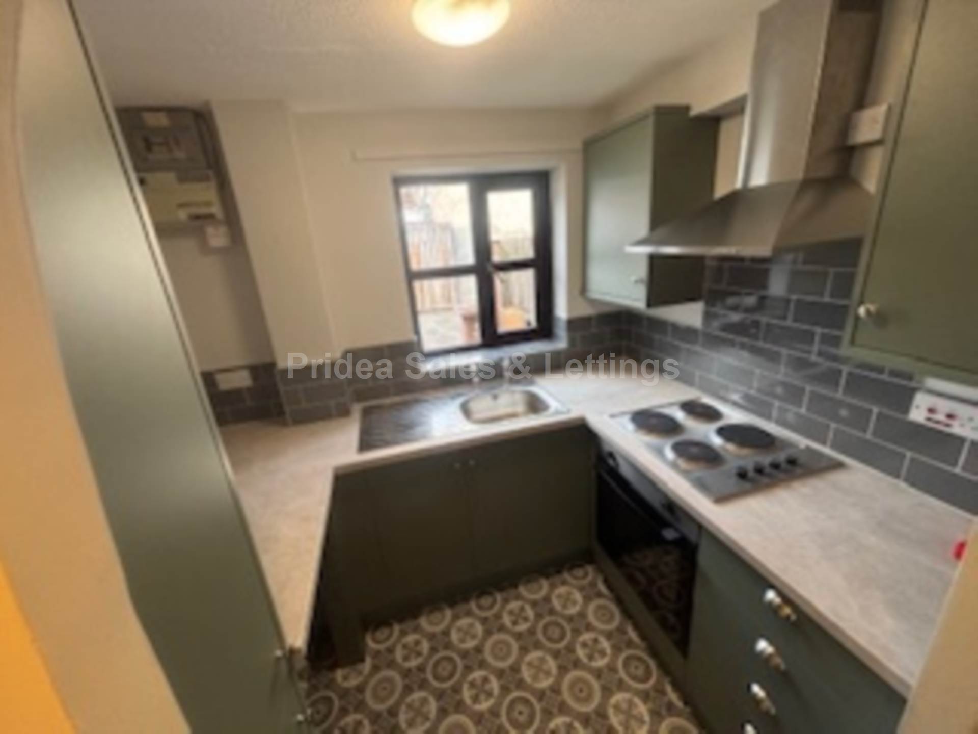 Rosemary Court, Lincoln, Image 4