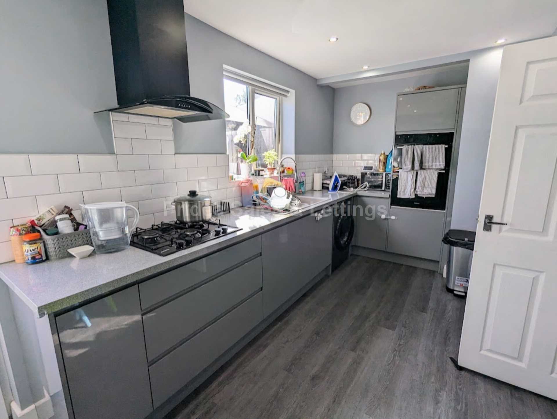 Bucknall Avenue, Lincoln, Image 2