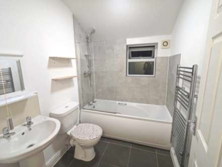 Yarborough Road, Lincoln, Image 3