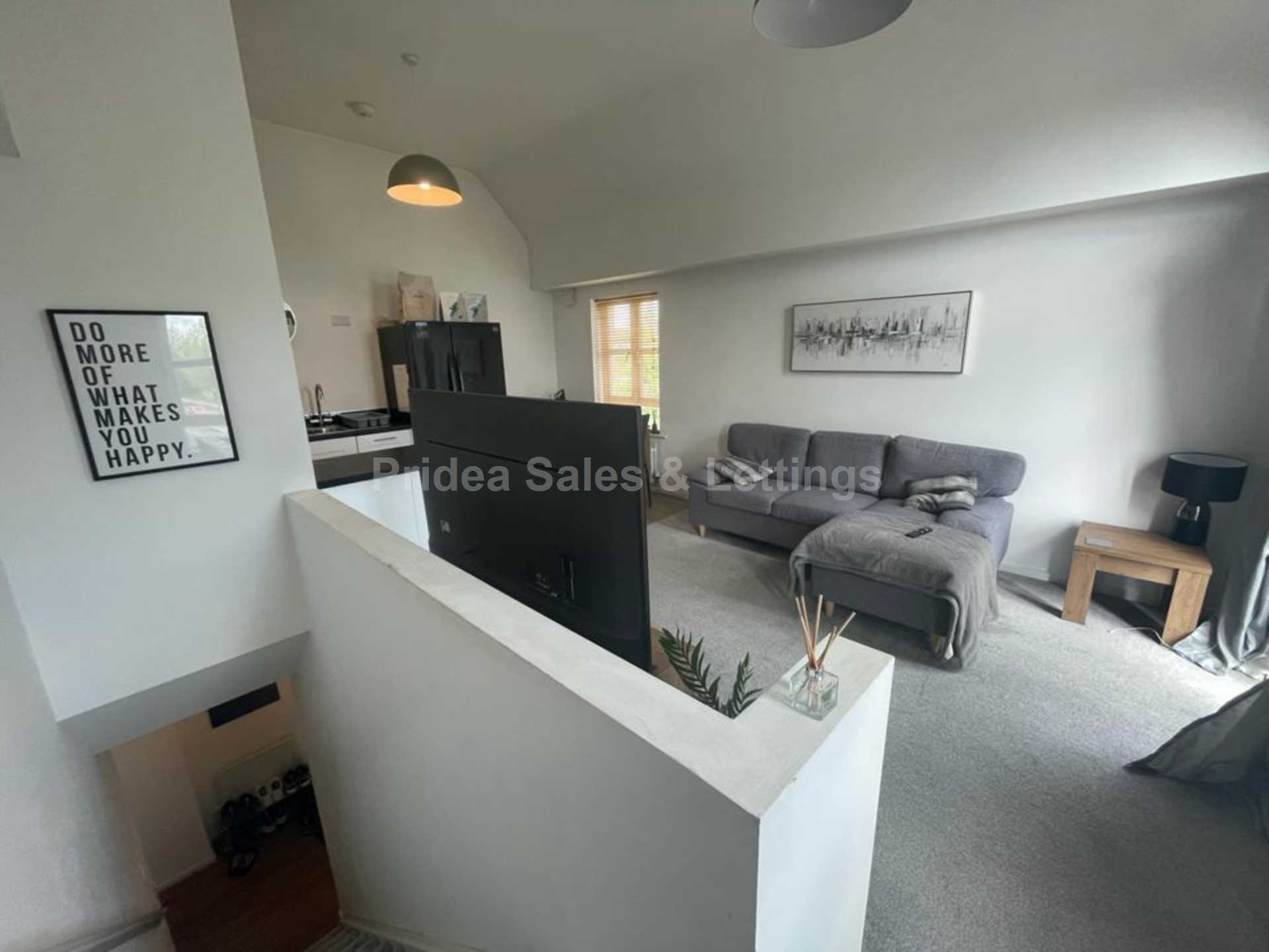 Pitcairn Avenue, Lincoln, Image 7