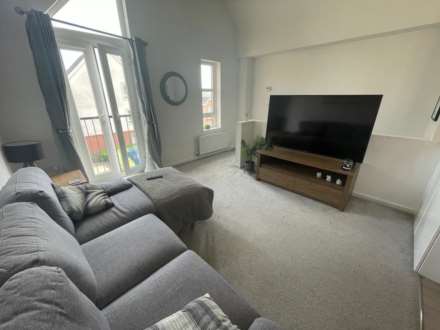 Pitcairn Avenue, Lincoln, Image 5
