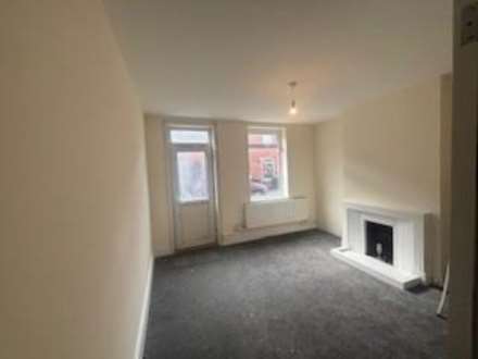 Cross St, Lincoln, Image 3