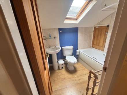 160 Church Street, Whitby, Image 16