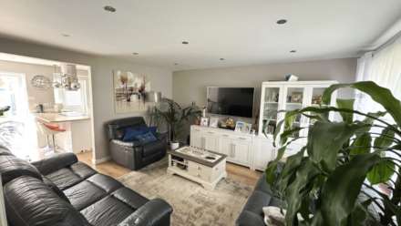 Glenarm Crescent, Lincoln, Image 2