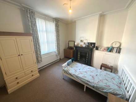 Hungate, Lincoln, Image 1