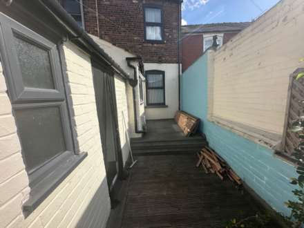 Hungate, Lincoln, Image 11