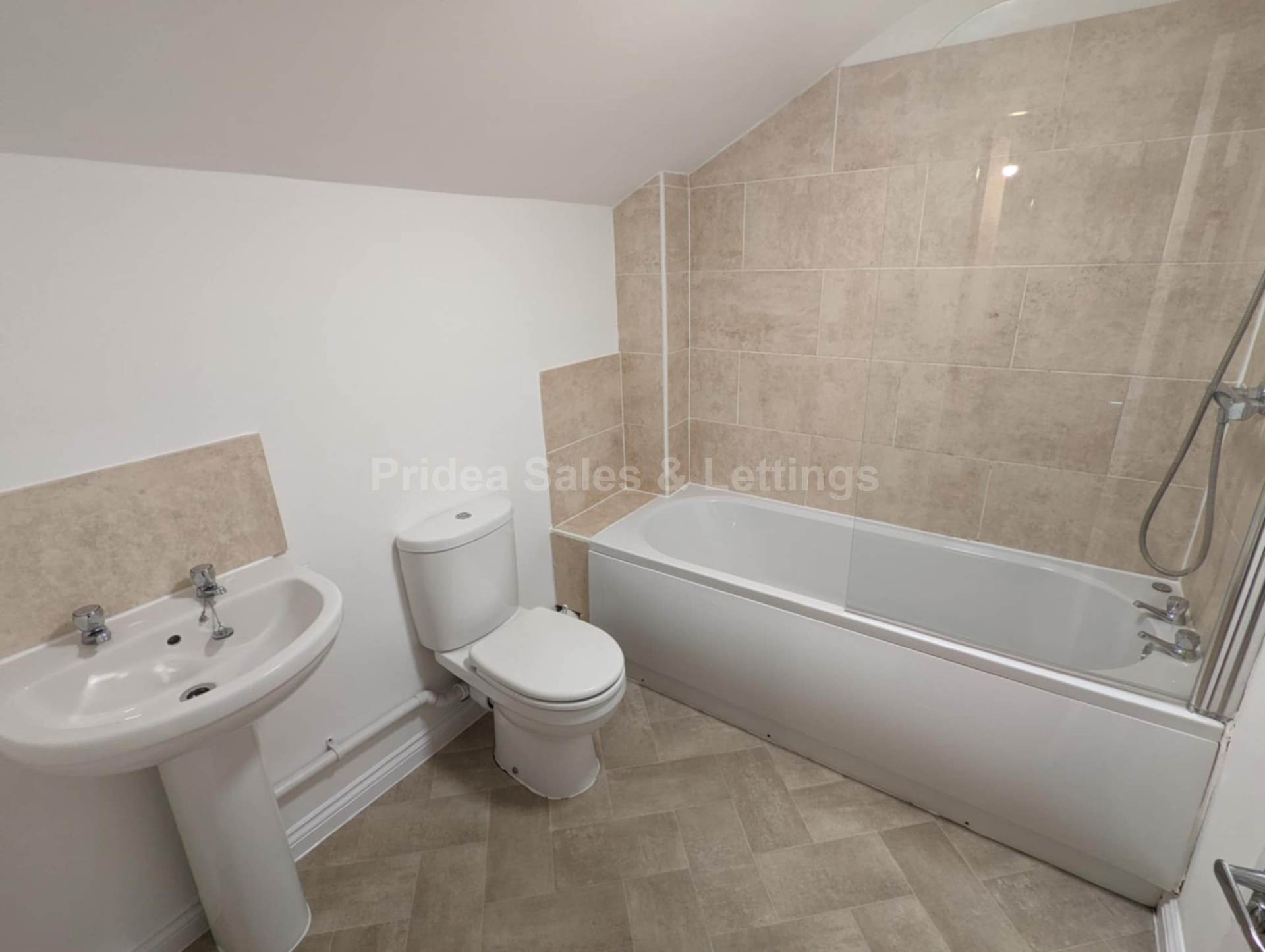 Moore Street, Lincoln, Image 8