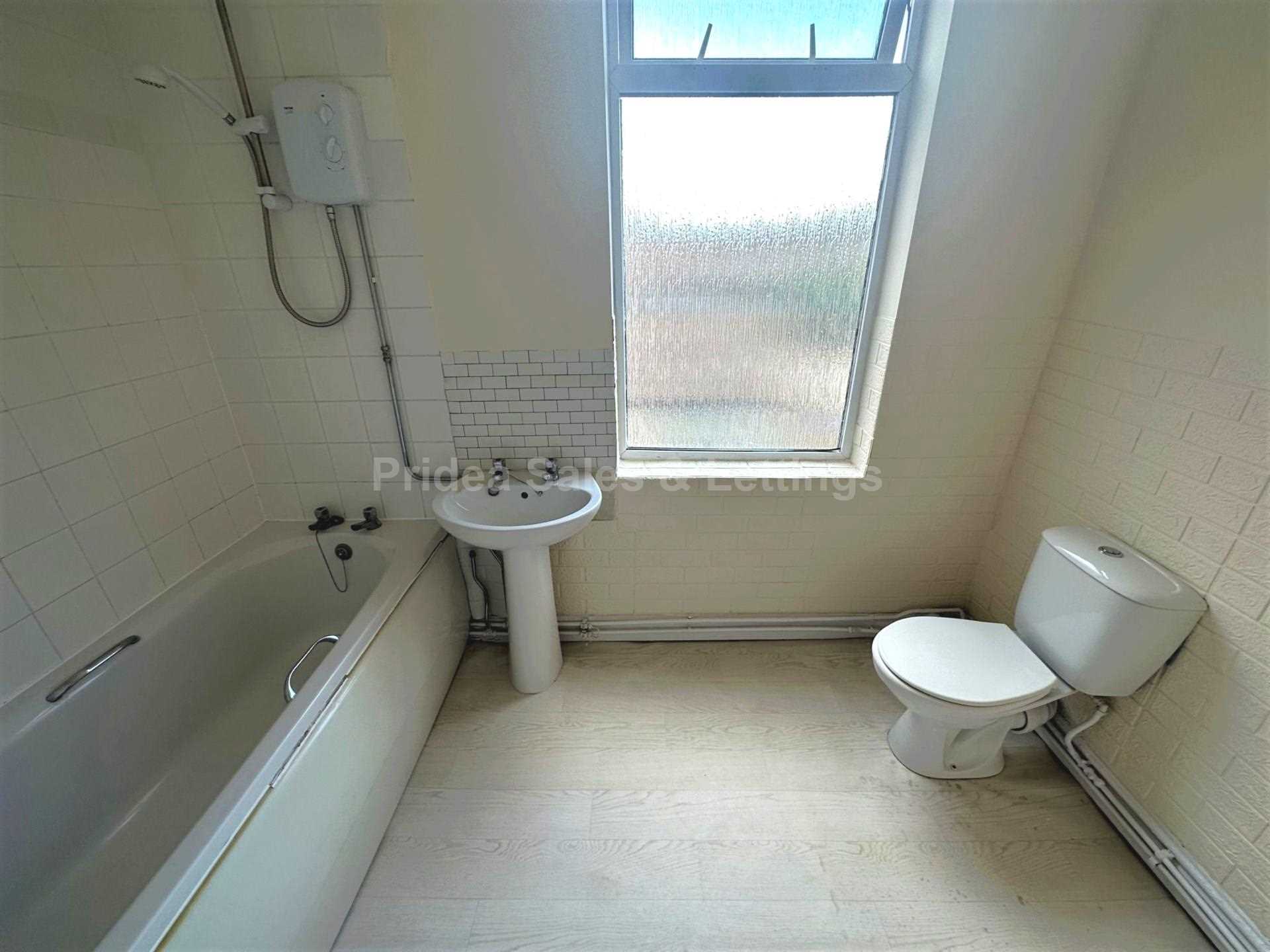 Dixon St, Lincoln, Image 7