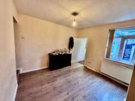 Lewis Street, Gainsborough, Image 2